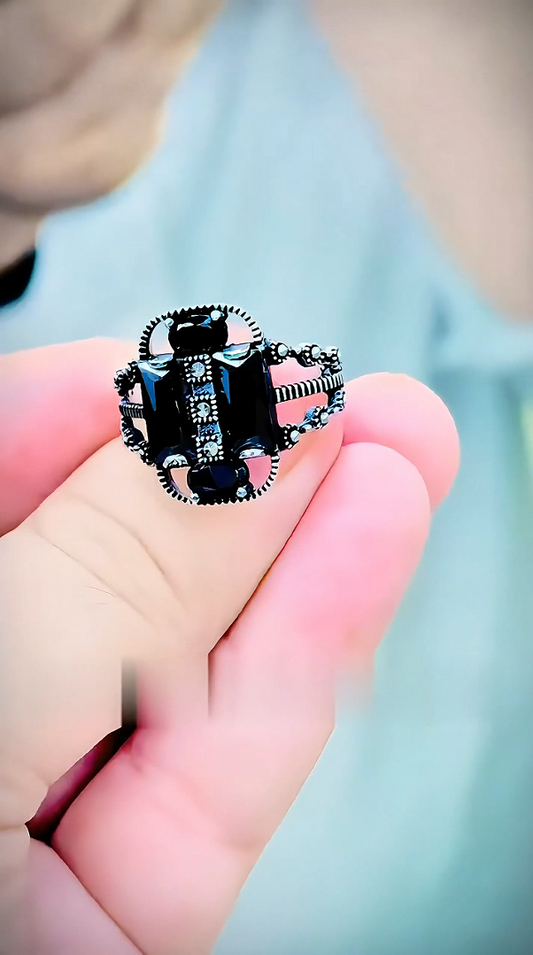 Imported Gracy Black Ring