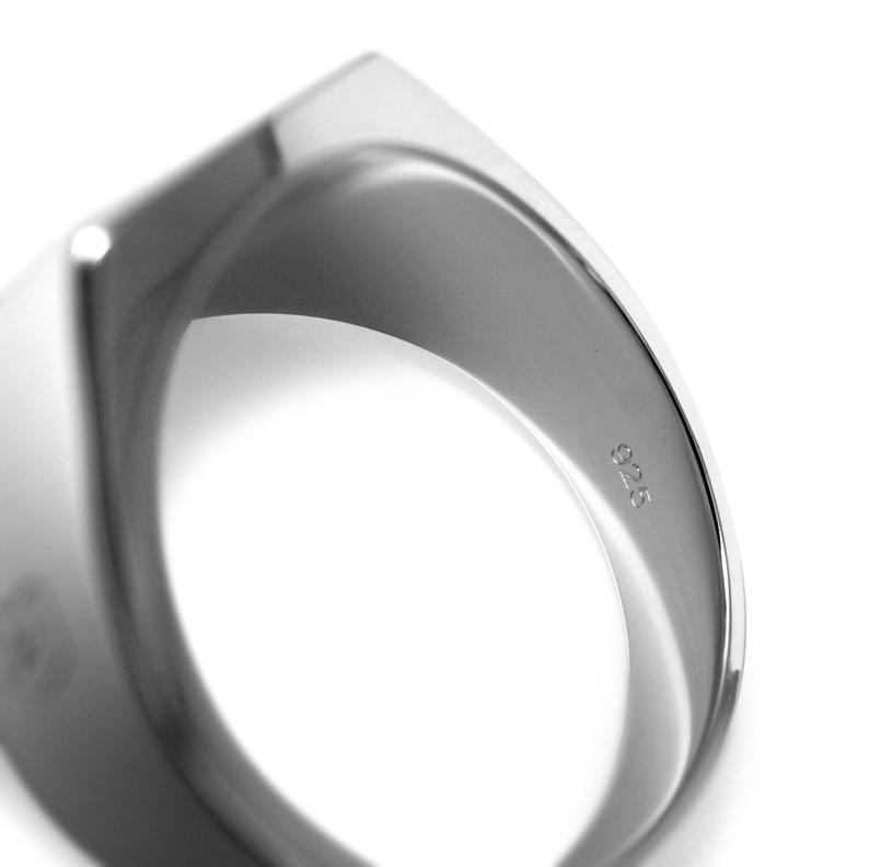 GRACE ONYX RING